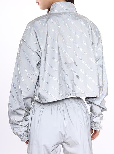 亮银灰色运动服羽绒服开云(中国)面料